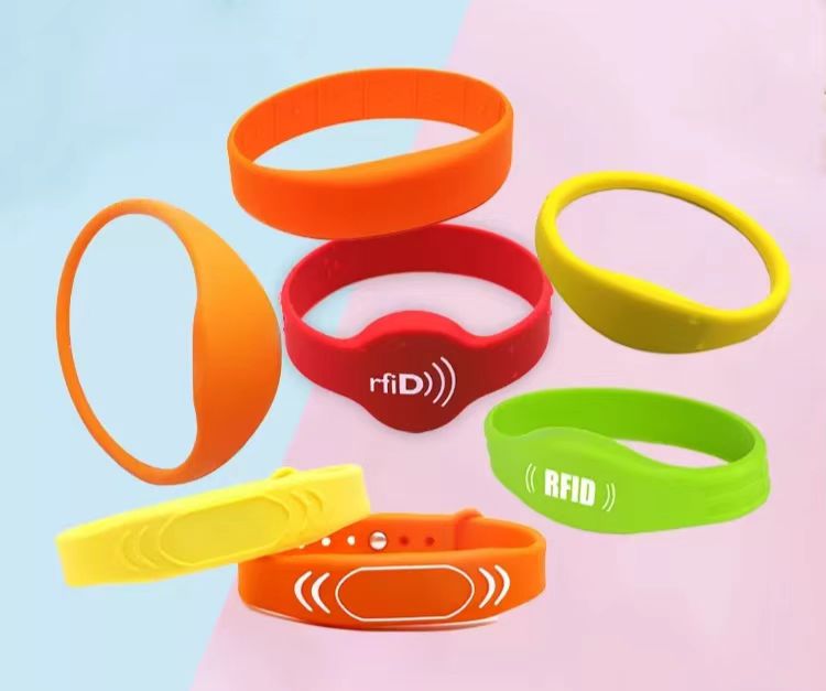 RFID Silicone Wristband For Water Park