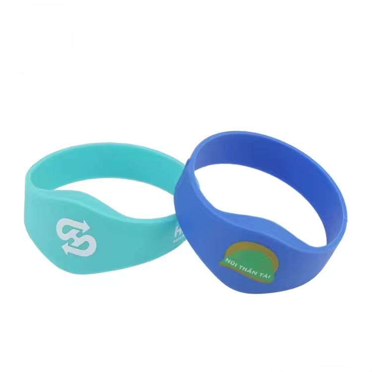 Pulseira NFC personalizada, pulseiras de chave regraváveis, pulseiras de silicone à prova d'água e RFID