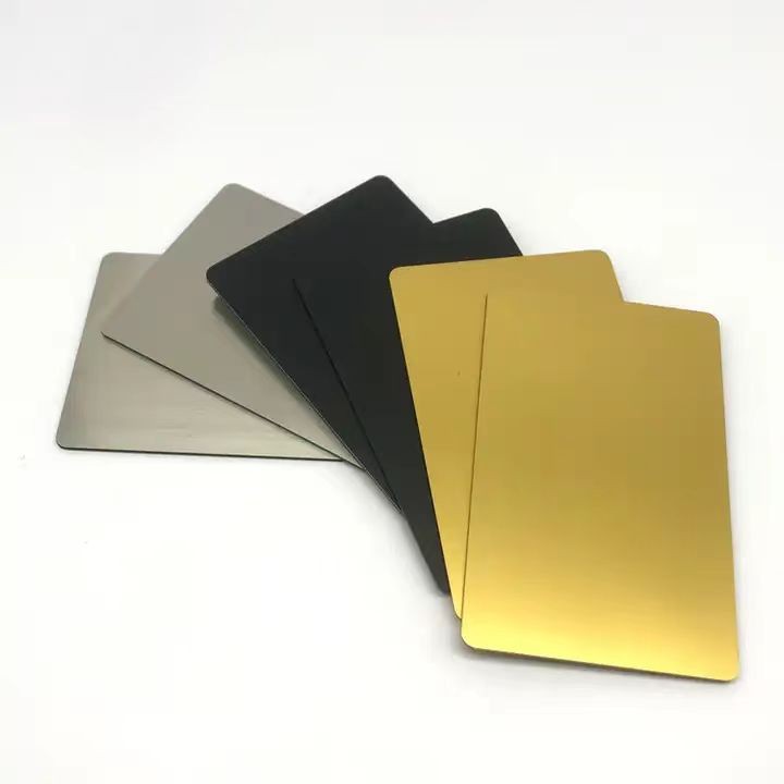 Cartões de visita personalizados com chips RFID NFC sem contato, preto fosco e metal