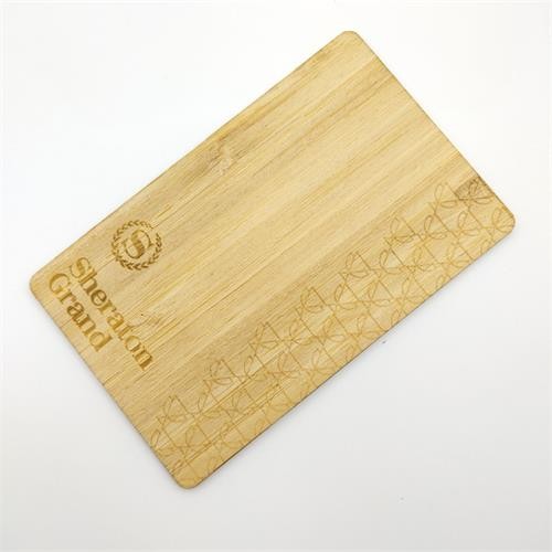 Cartões de visita de madeira de bambu programáveis ​​RFID ISO14443A Smart NTAG213/216 NFC cartão-chave de hotel de madeira
