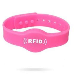 Pulseiras de silicone RFID com impressão de logotipo para controle de acesso em eventos