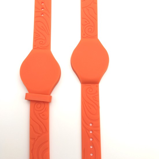 Pulseira RFID de PVC macio à prova d'água com chip de baixa frequência de 125 kHz