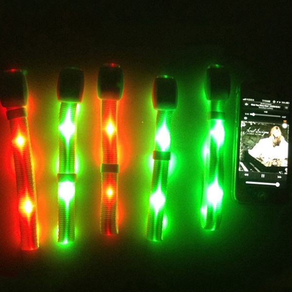 Pulseira de nylon com LED RFID com 15 mudanças de cor e controle de longo alcance