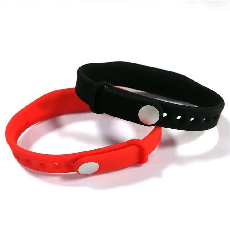 Pulseira inteligente RFID de silicone de 13,56 MHz para controle de acesso à academia à prova d'água