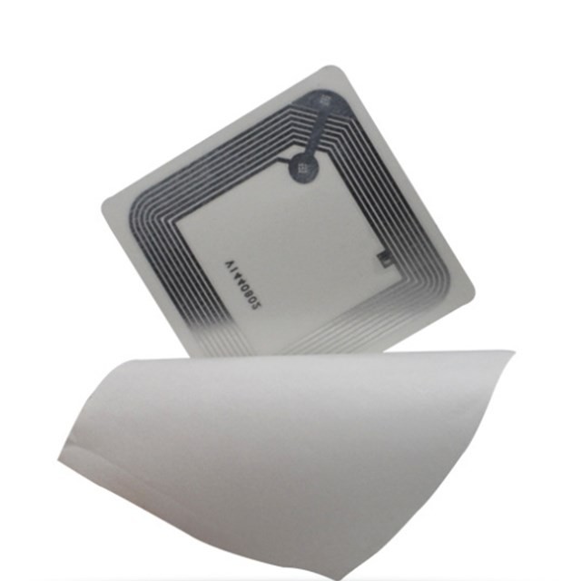 Etiqueta RFID programável PET para impressão ISO14443A NFC213 para telefone
