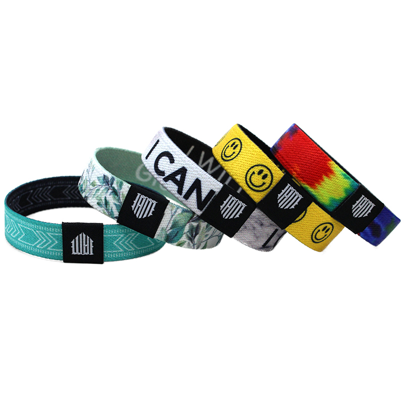 Fábrica de atacado de poliéster elástico pulseiras personalizadas tecido etiqueta sublimação pulseiras elásticas