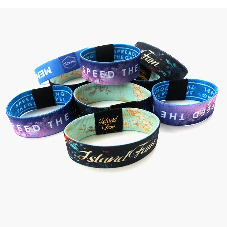 Fábrica de atacado de poliéster elástico pulseiras personalizadas tecido etiqueta sublimação pulseiras elásticas