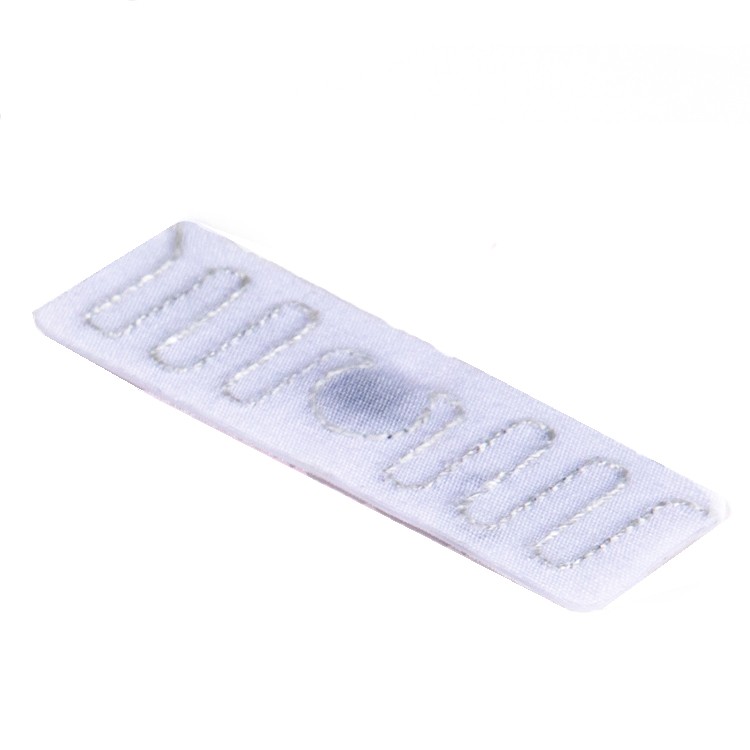 Etiqueta de lavanderia RFID para roupas de linho têxtil UHF branco de 860-960 MHz para rastreamento de roupas