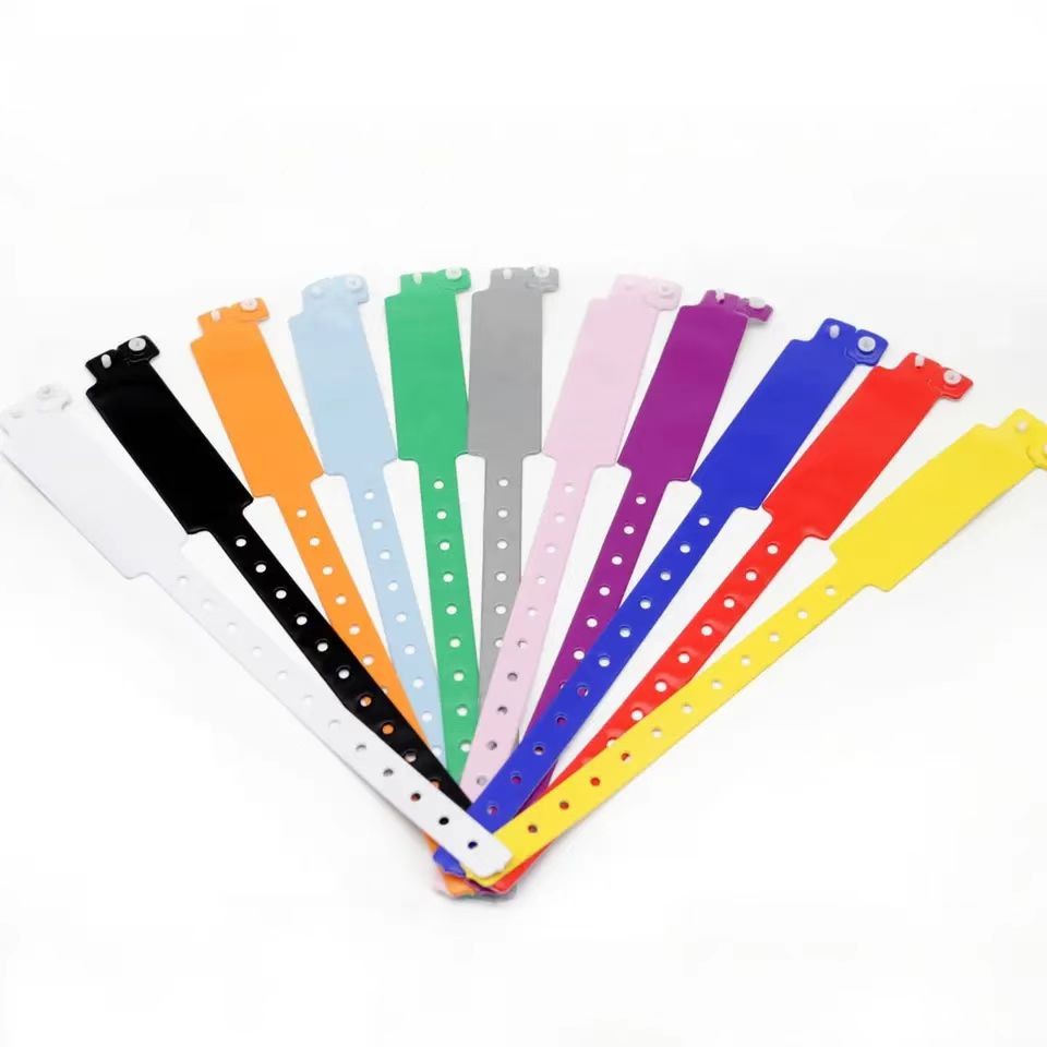 Pulseira de natação de PVC descartável, macia e à prova d'água, com trava personalizada