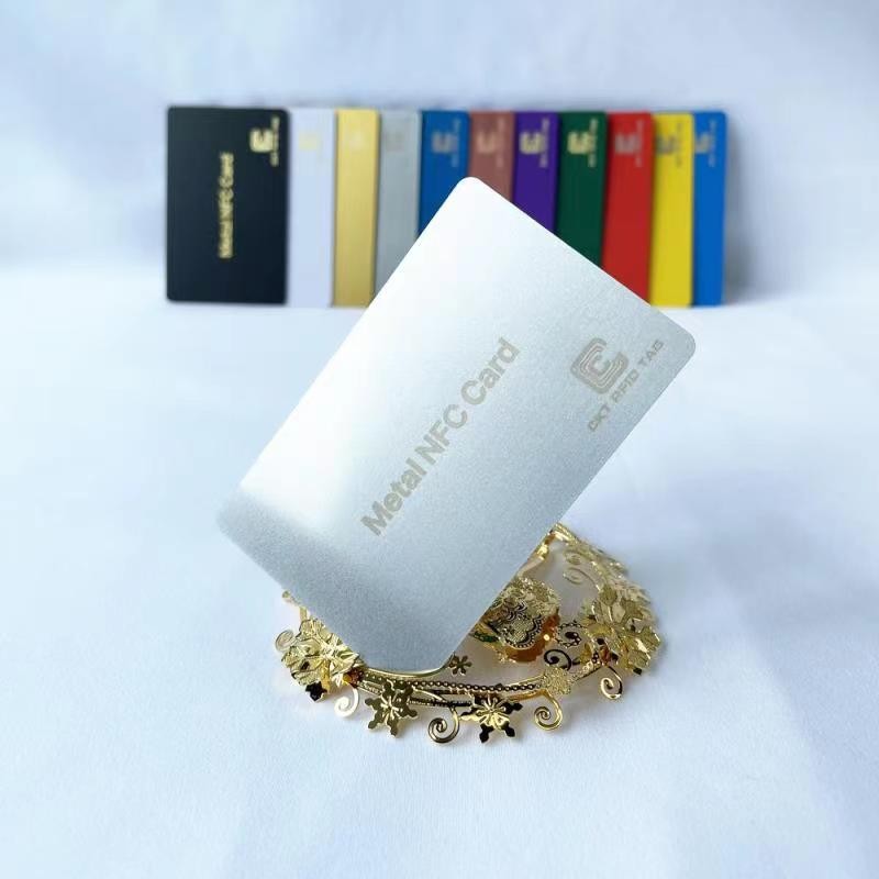 Impressão personalizada de cartões de visita metálicos RFID NFC