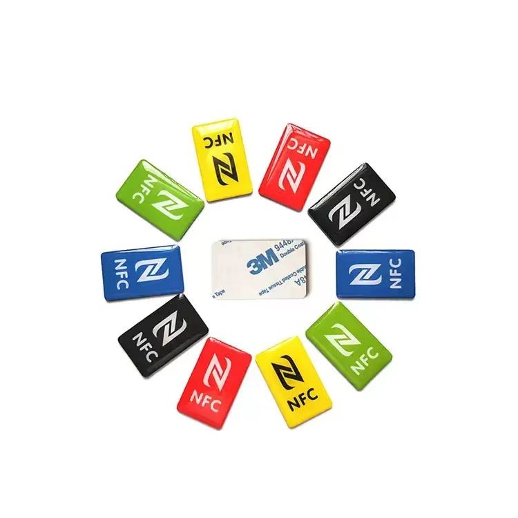 Etiquetas NFC epóxi à prova d'água de 25/30 mm de diâmetro, adesivos para compartilhamento em mídias sociais, adesivos para celular
