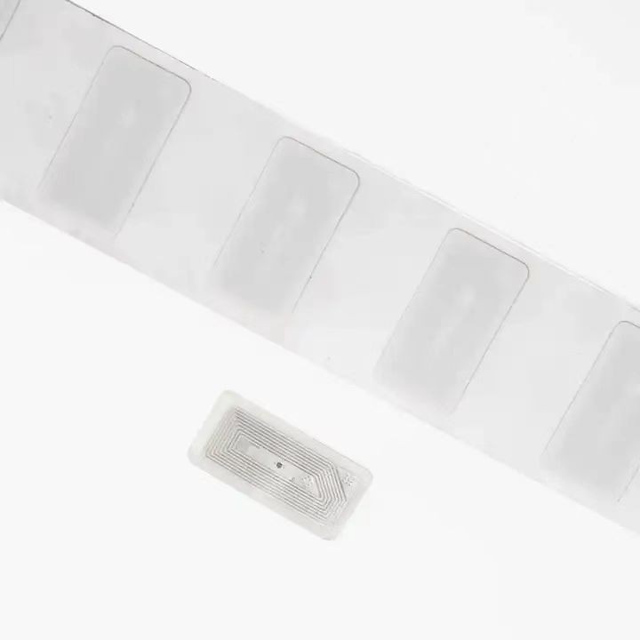 Etiqueta de rastreamento de inventário RFID transparente de alta qualidade personalizada, etiqueta pendurada, adesivo RFID à prova d'água