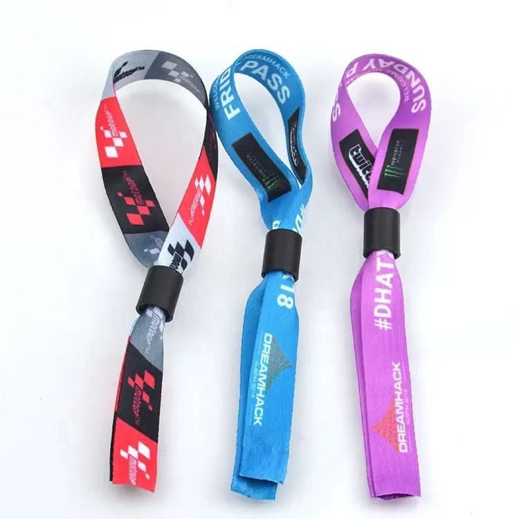 Pulseira de plástico ajustável ecológica, pulseiras personalizadas para festas e feriados