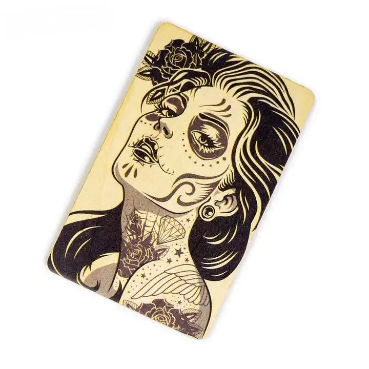 Cartão de acesso de bambu de madeira RFID NFC CR80 personalizado para hotel