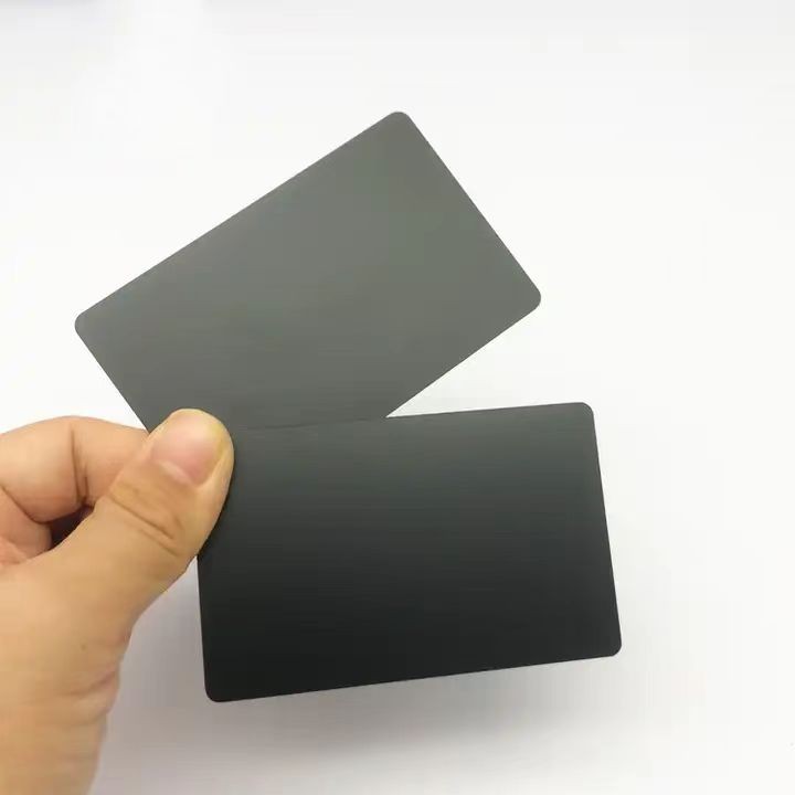 Cartões de visita personalizados com chips RFID NFC sem contato, preto fosco e metal