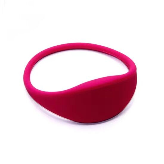 Pulseira de silicone NFC RFID à prova d'água de 13,56 MHz para parque aquático