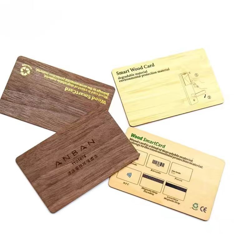 Cartão-chave de hotel comercial de madeira com RFID tamanho CR80