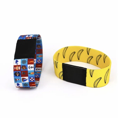 Pulseira elástica RFID com impressão de logotipo personalizado para atividades de festivais em parques de diversões