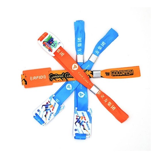 Pulseiras de tecido com cartão RFID PVC com design ajustável para ajuste seguro e confortável em eventos