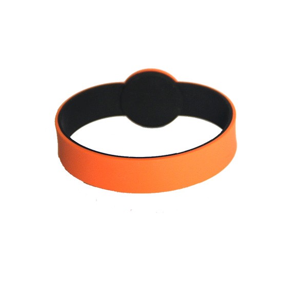 Pulseira personalizada com chip RFID de silicone colorido de camada dupla