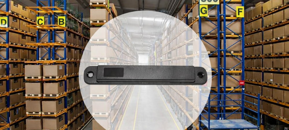 Rugged IP68 UHF anti-metal RFID tag for outdoor applications