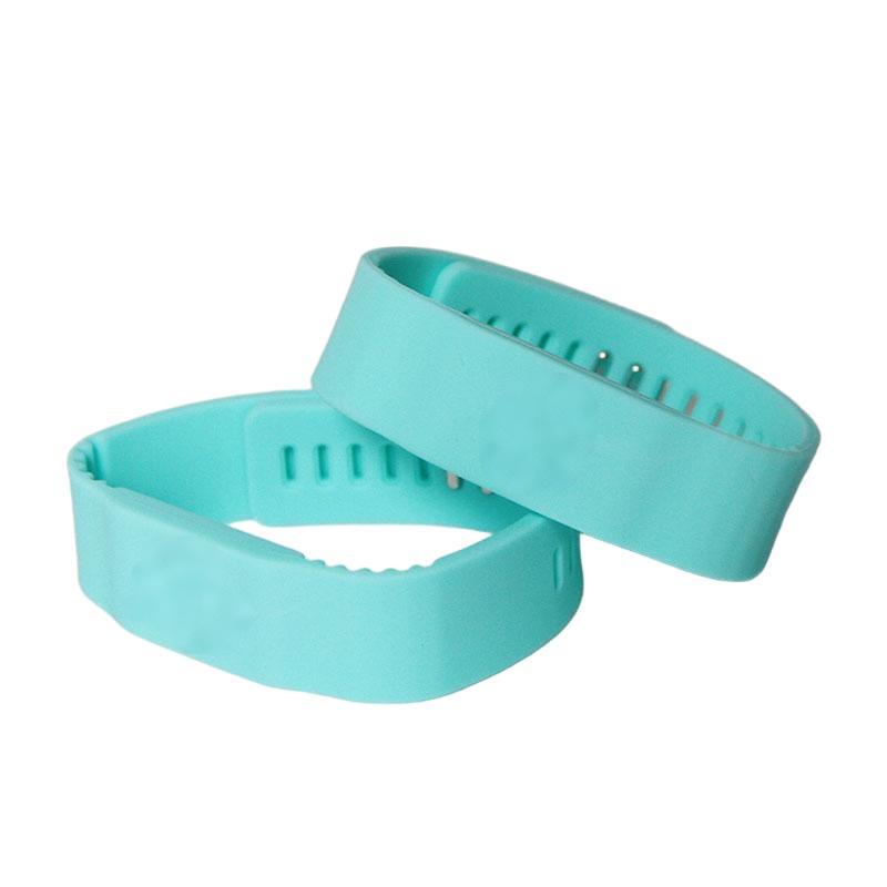 Colorful custom RFID silicone wristbands with NFC chips for events and branding